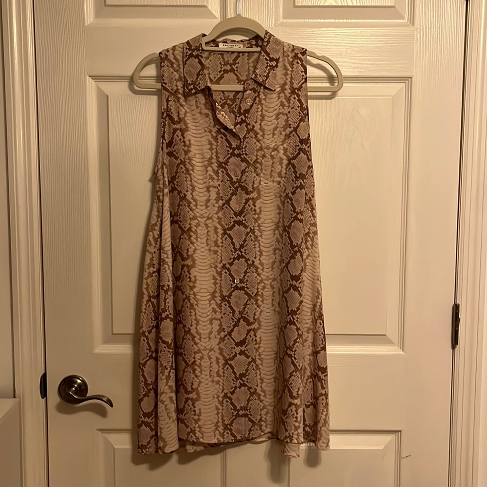 Equipment dress